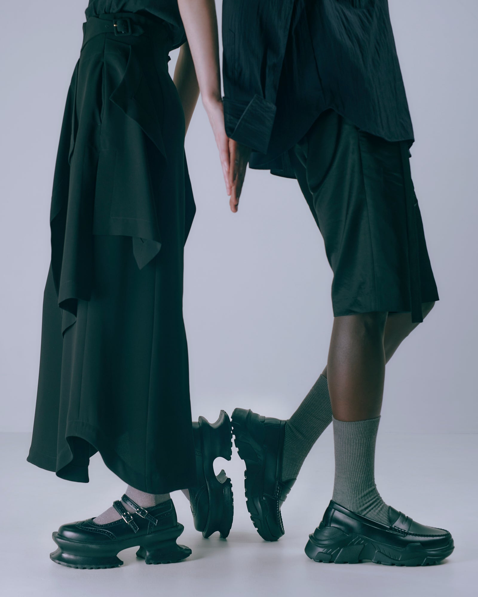 Regulated Gravity-faux leather (合皮)