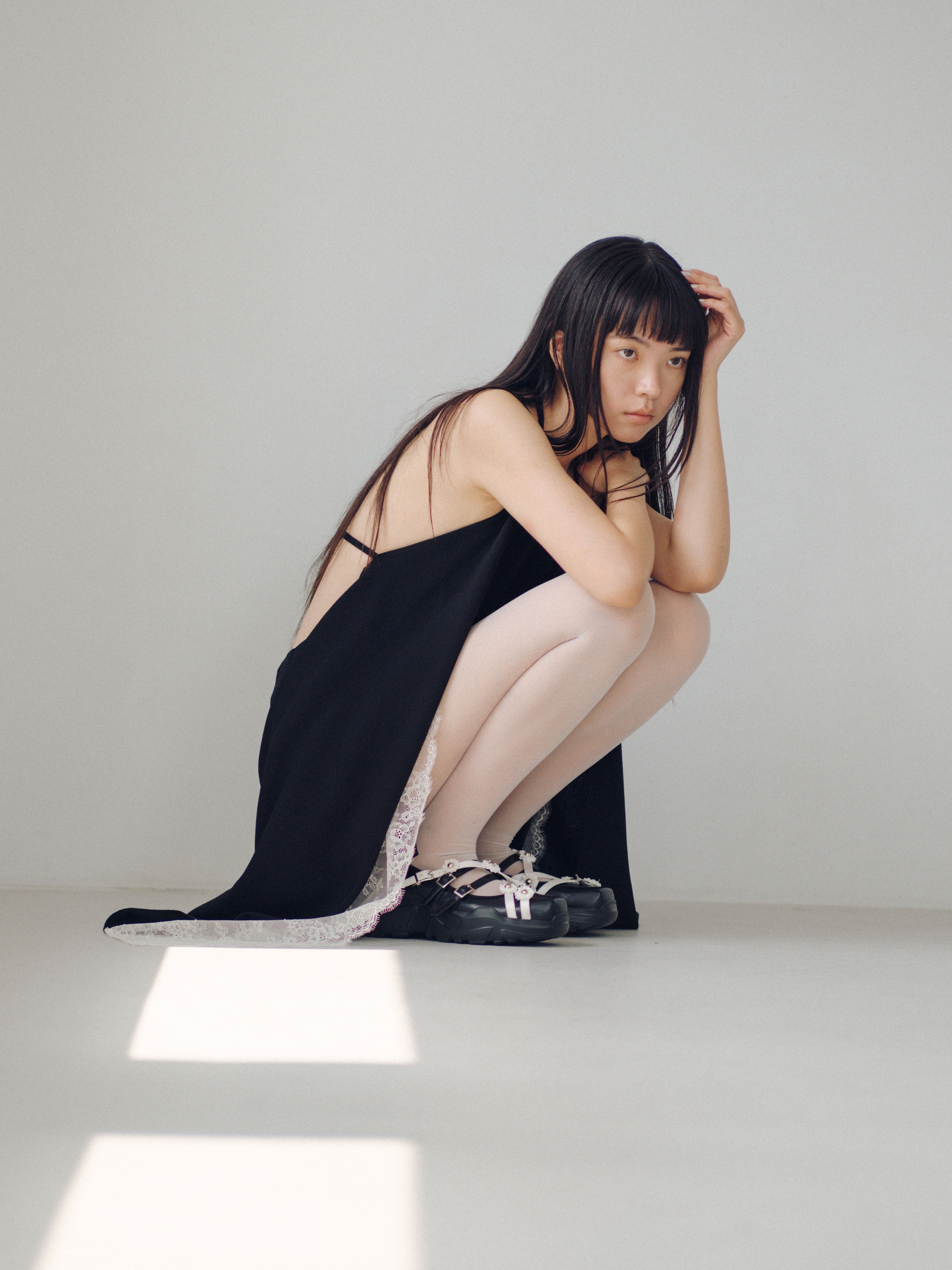 Flora Black×White×Black