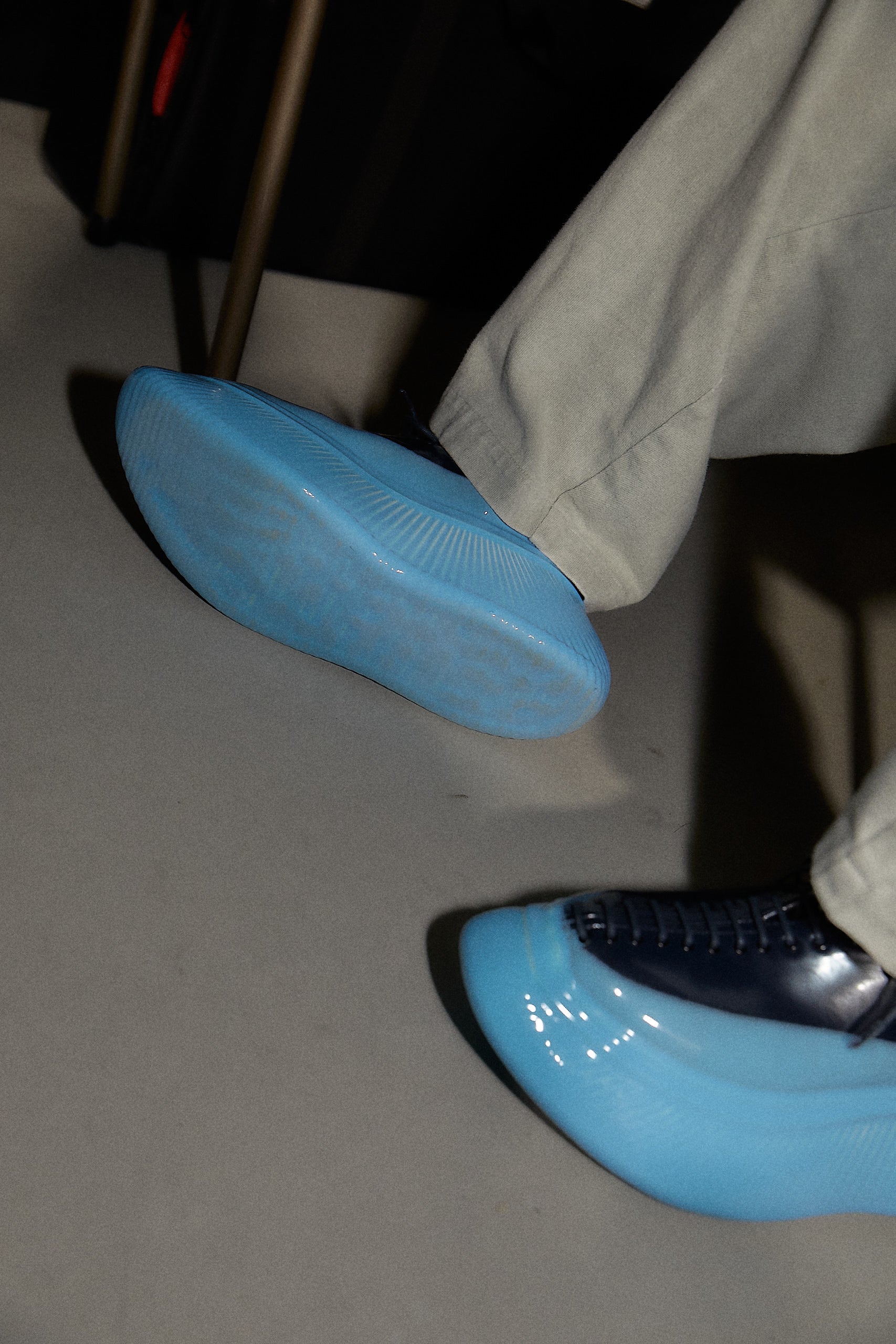 Liver shoes Navy × SKY DIP