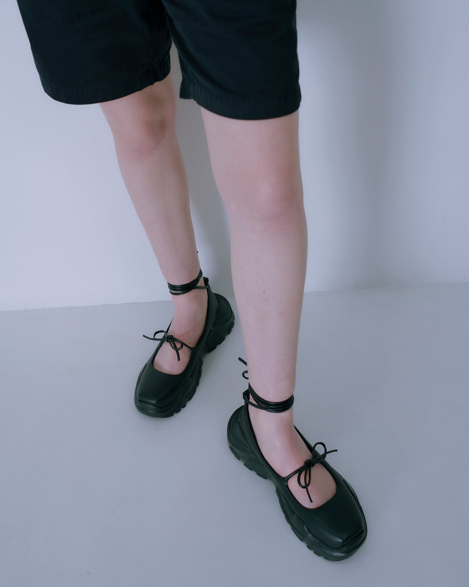 pino Black × Black