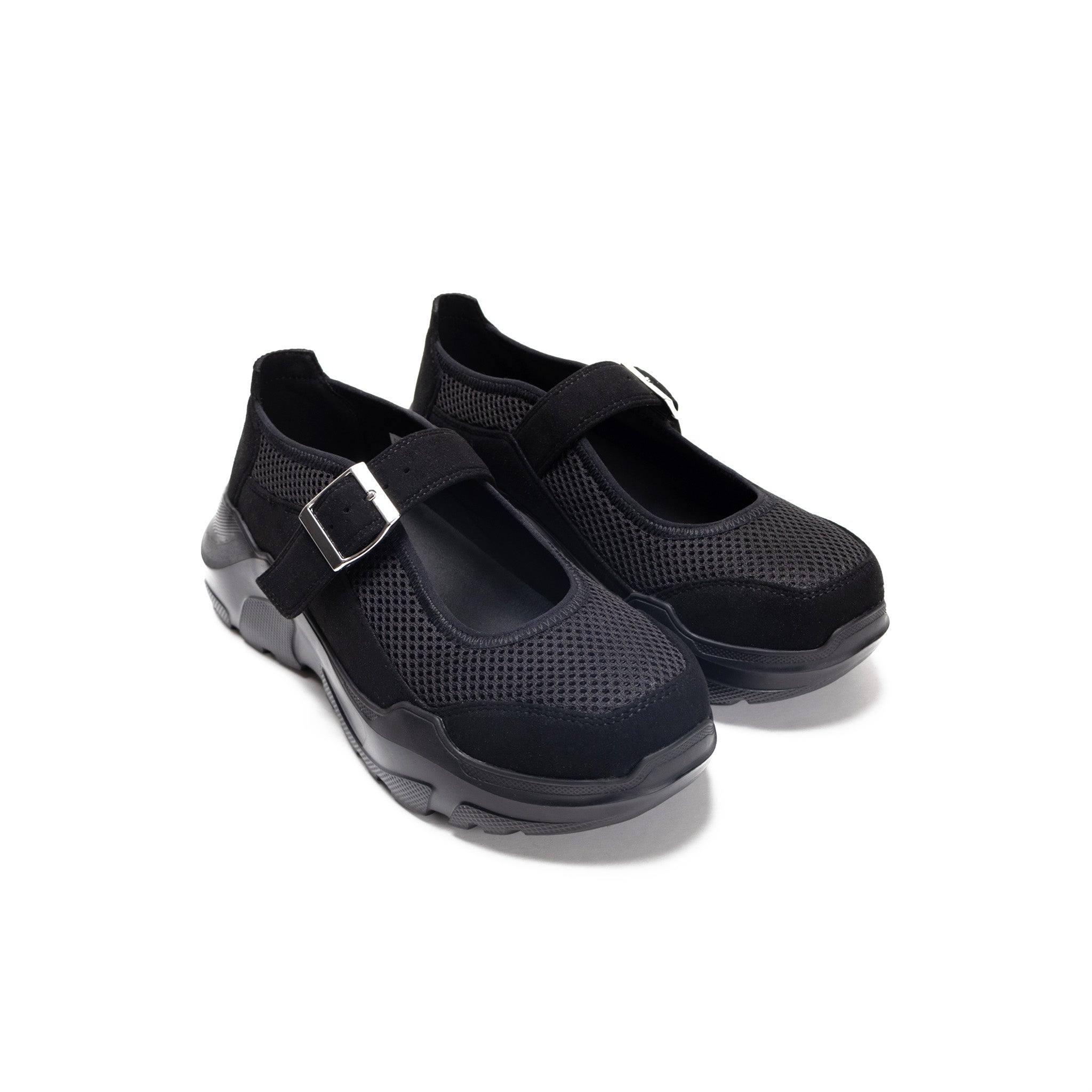 Elis Black × Black