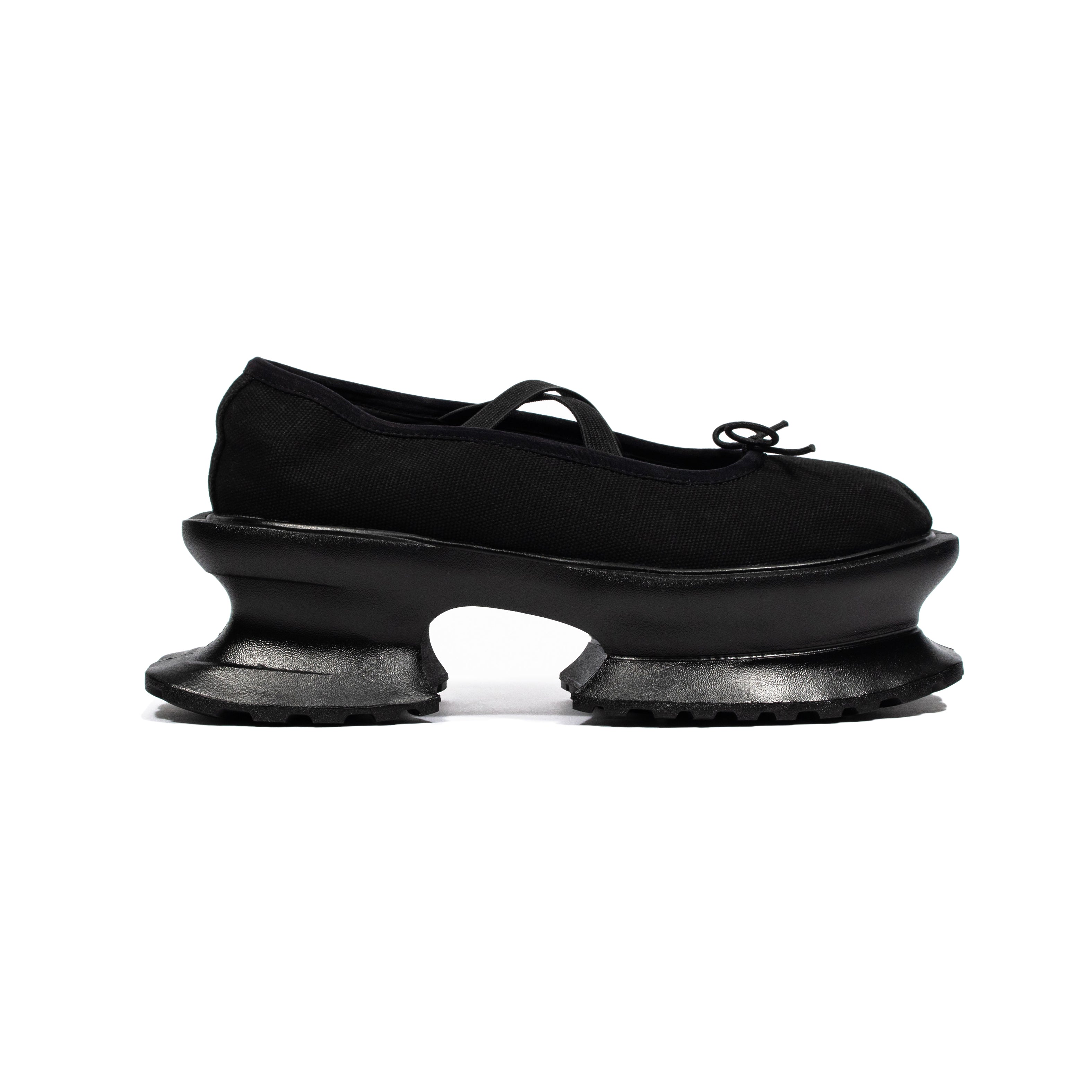 Aerial Ballet canvas black × BK