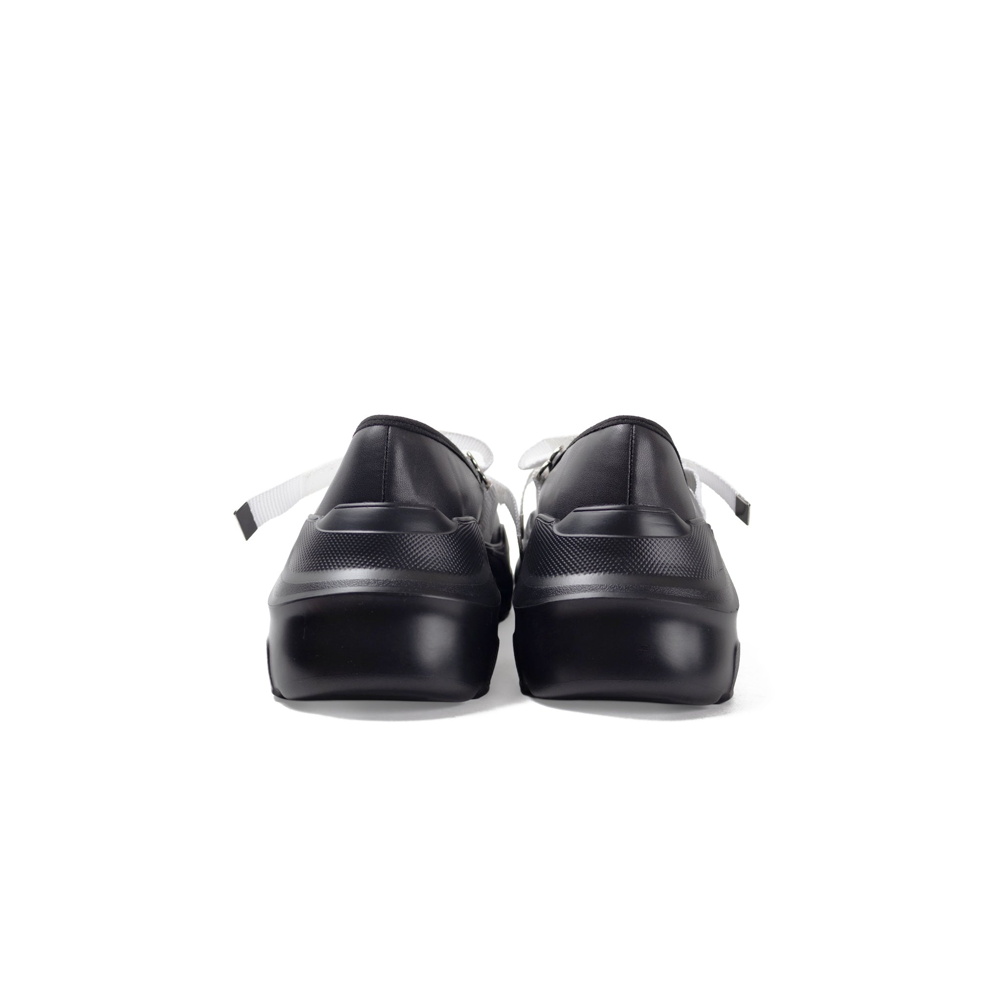 27SS Pre-Order Emma Black x White