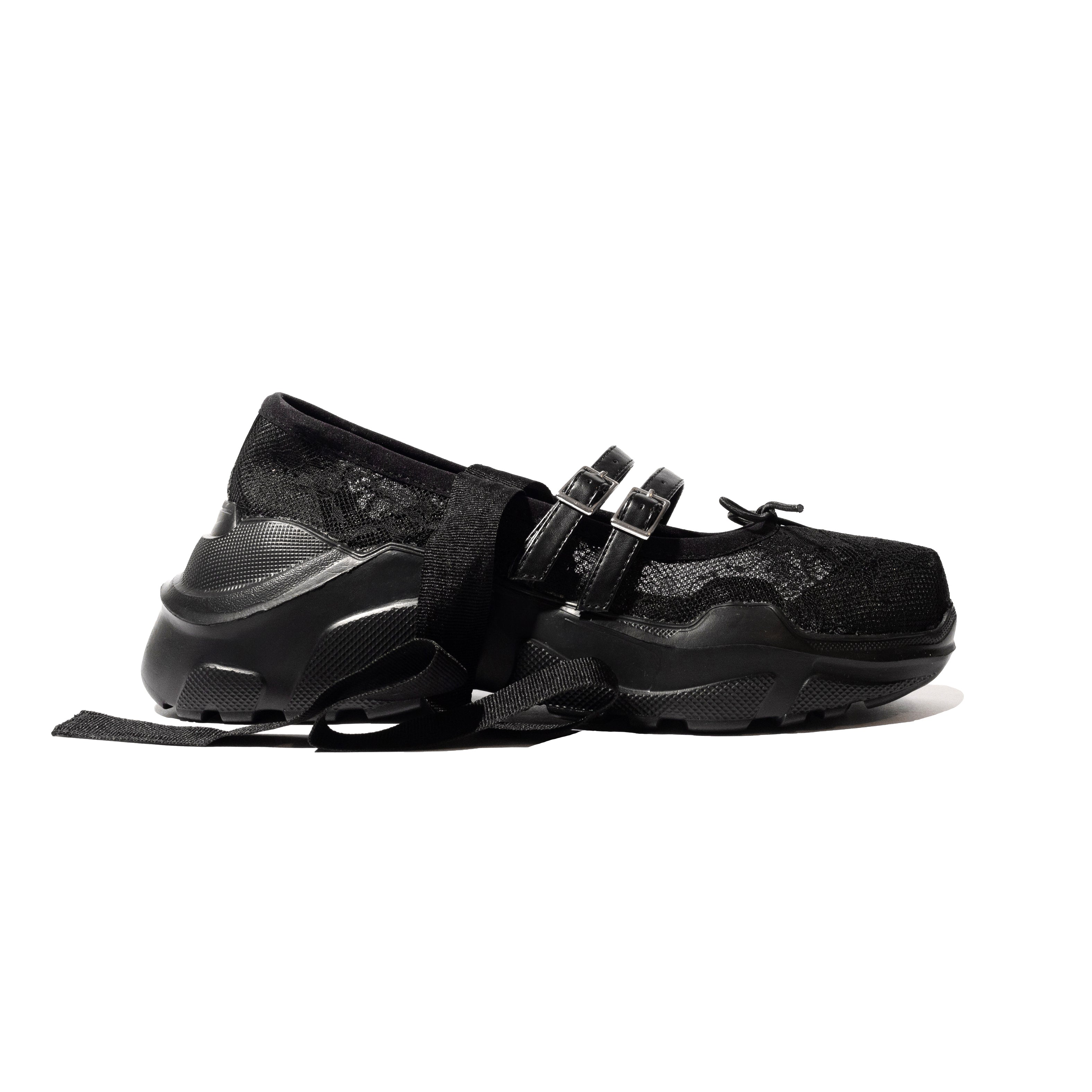 Giselle Lace Black x Black