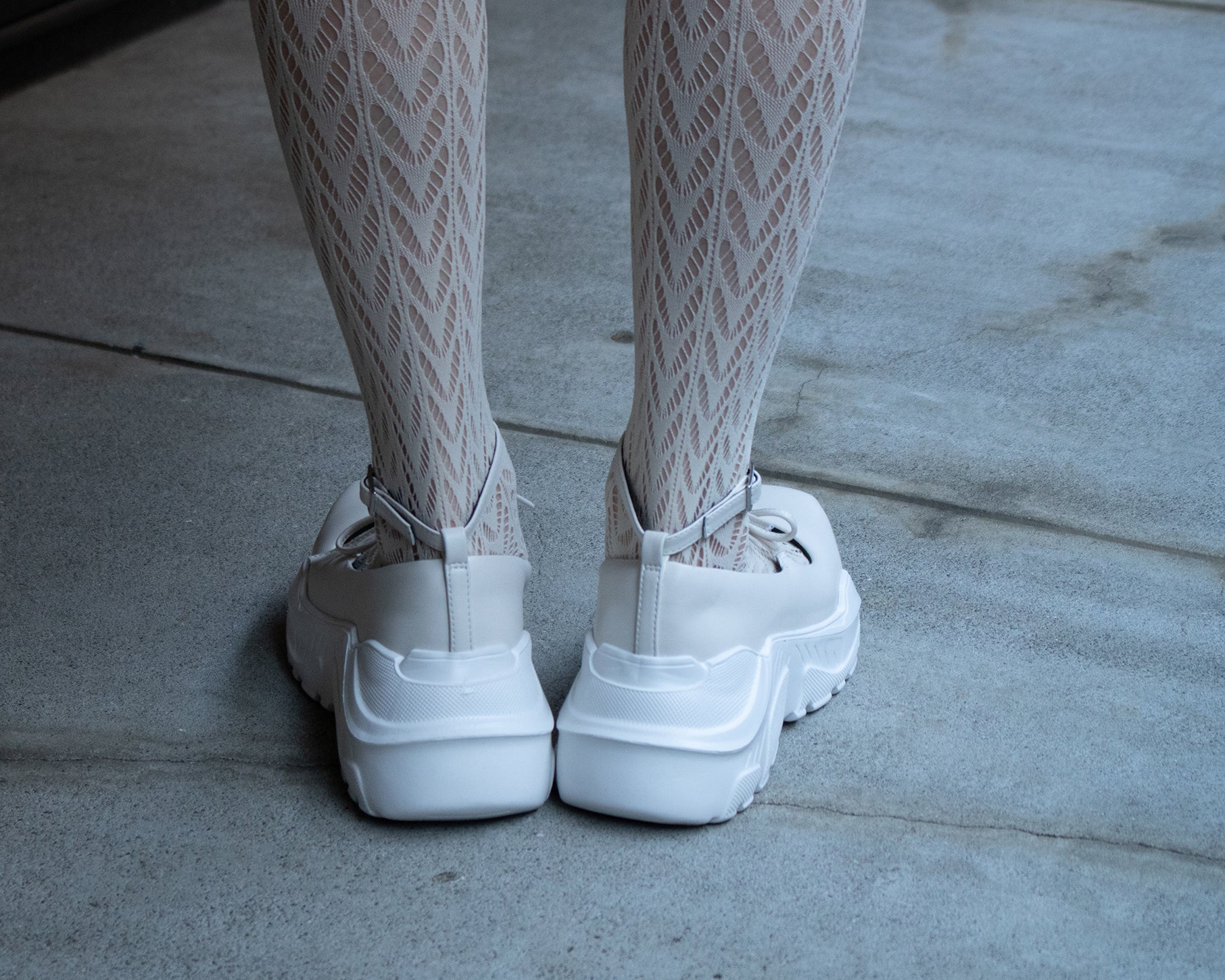 pino Ivory × White