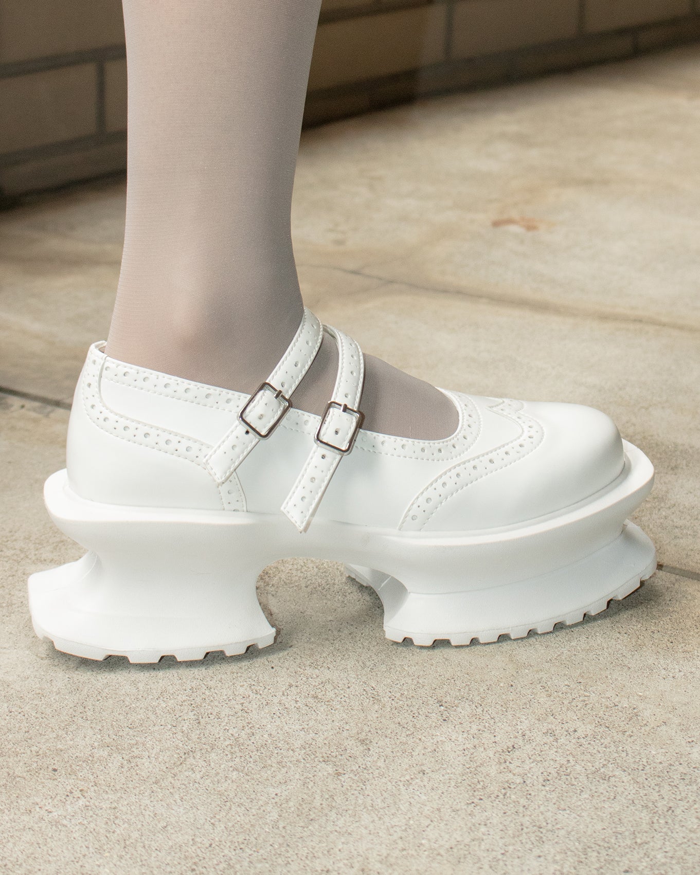 Aerial Garden shoes White Leather × White