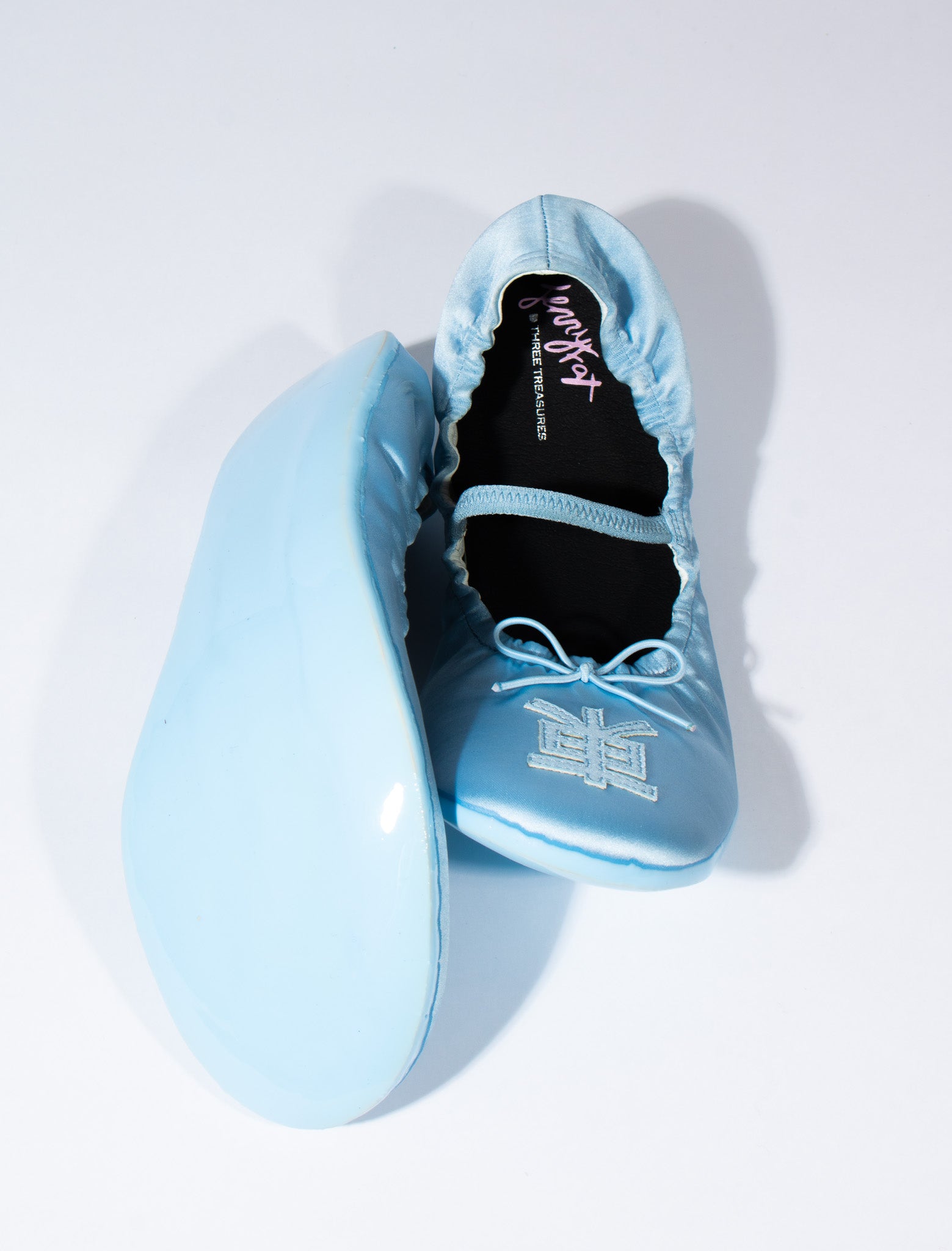 東京 Beans Blue Satin
