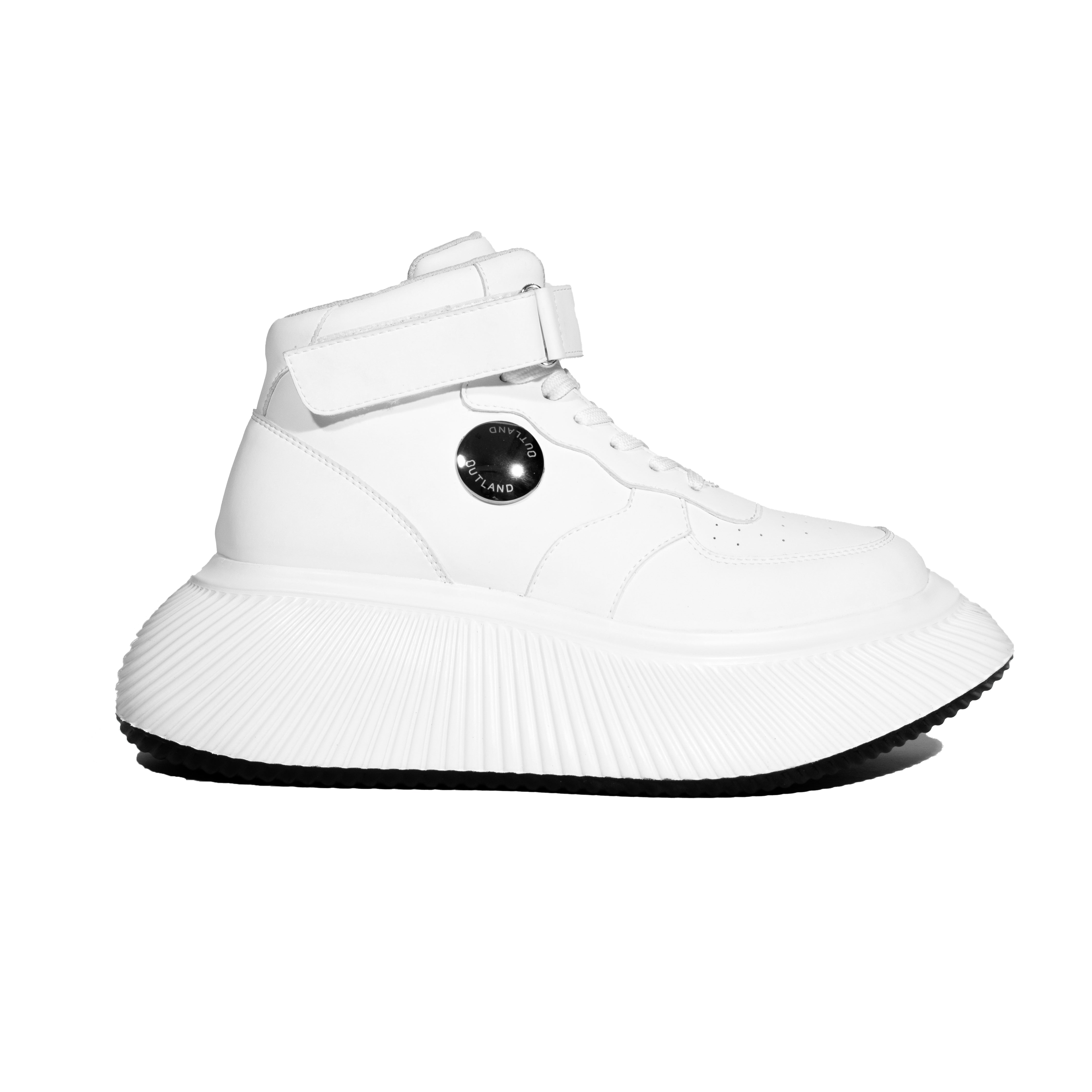 Nimmie White × White