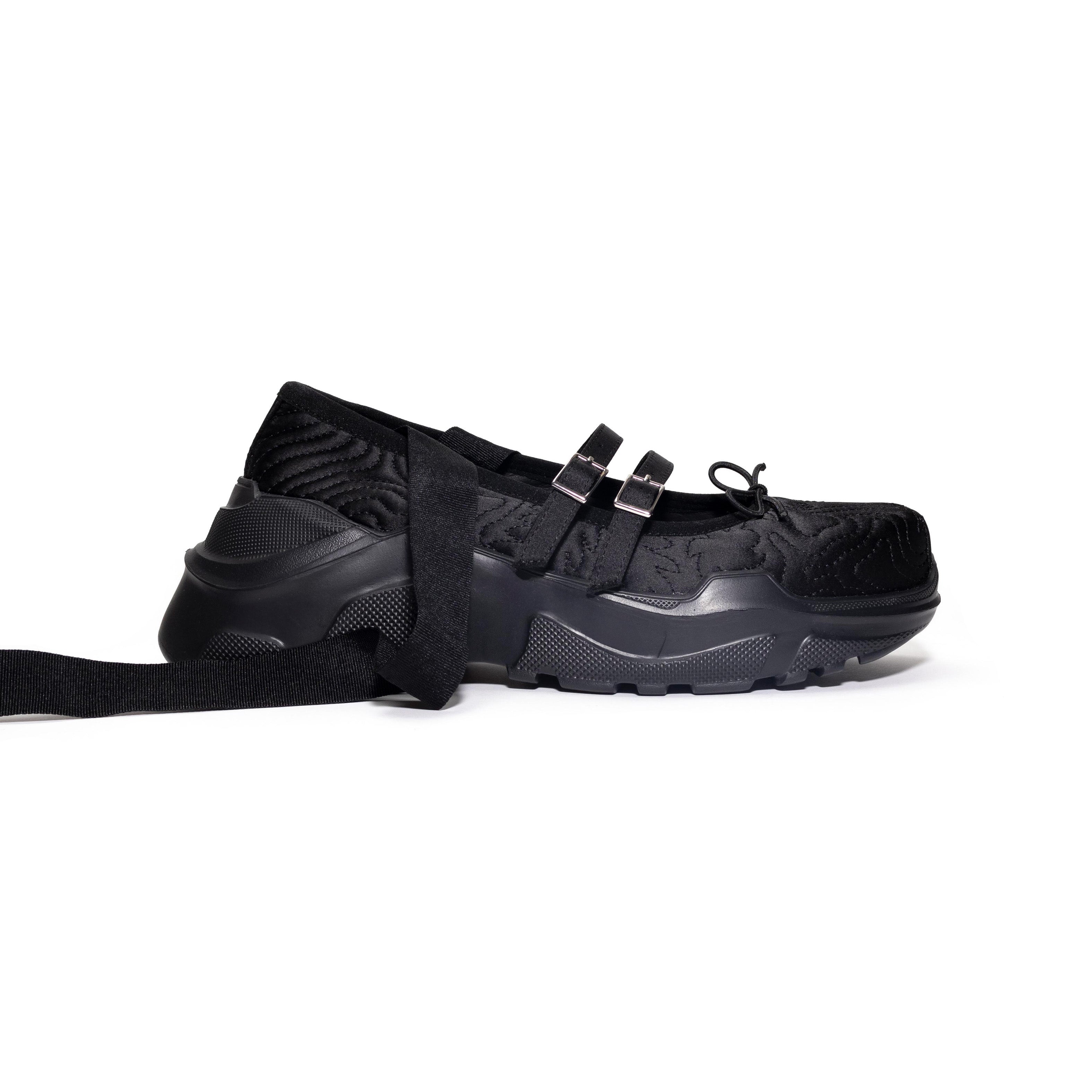 Giselle Quilt Black × Black