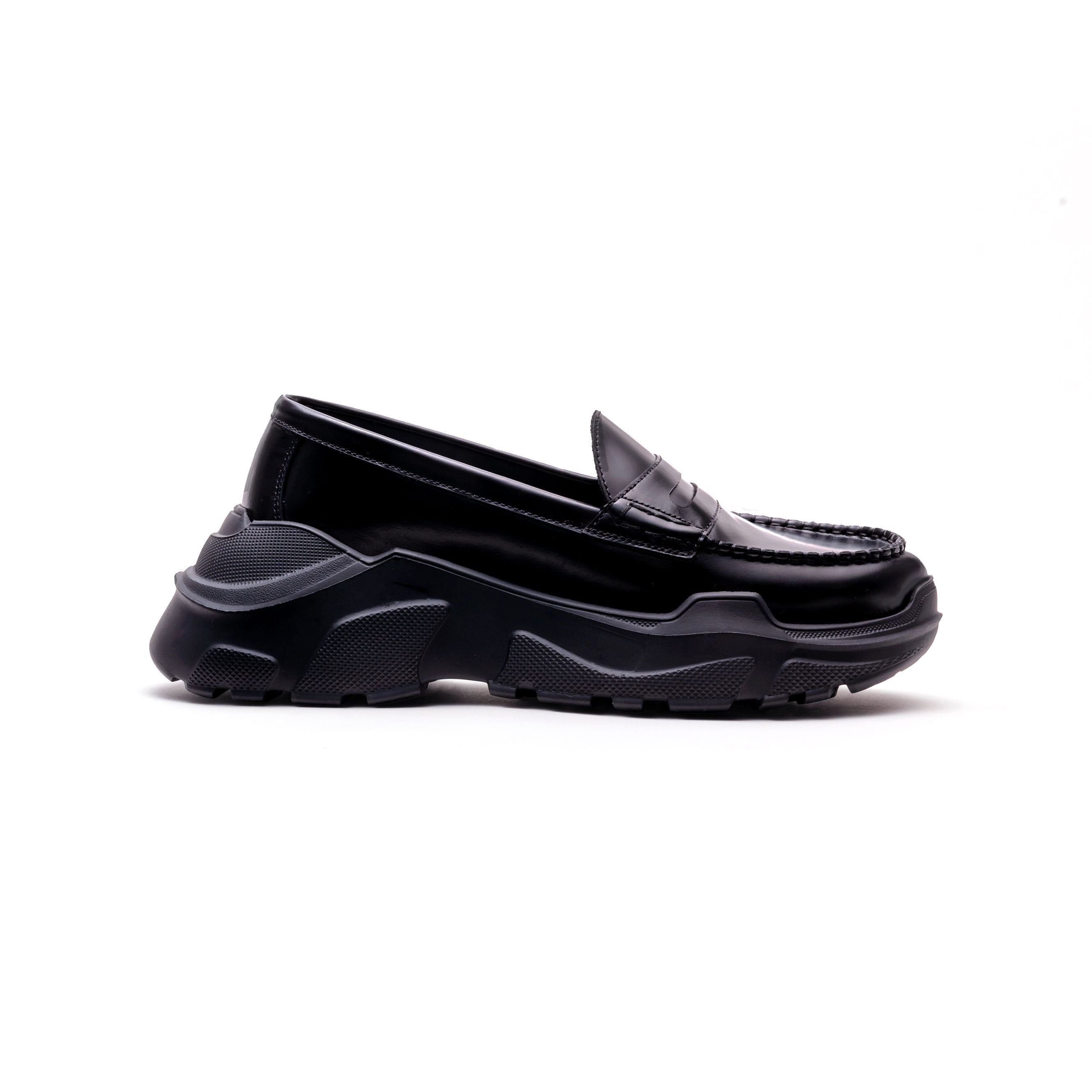 Regulated Gravity-faux leather (合皮)