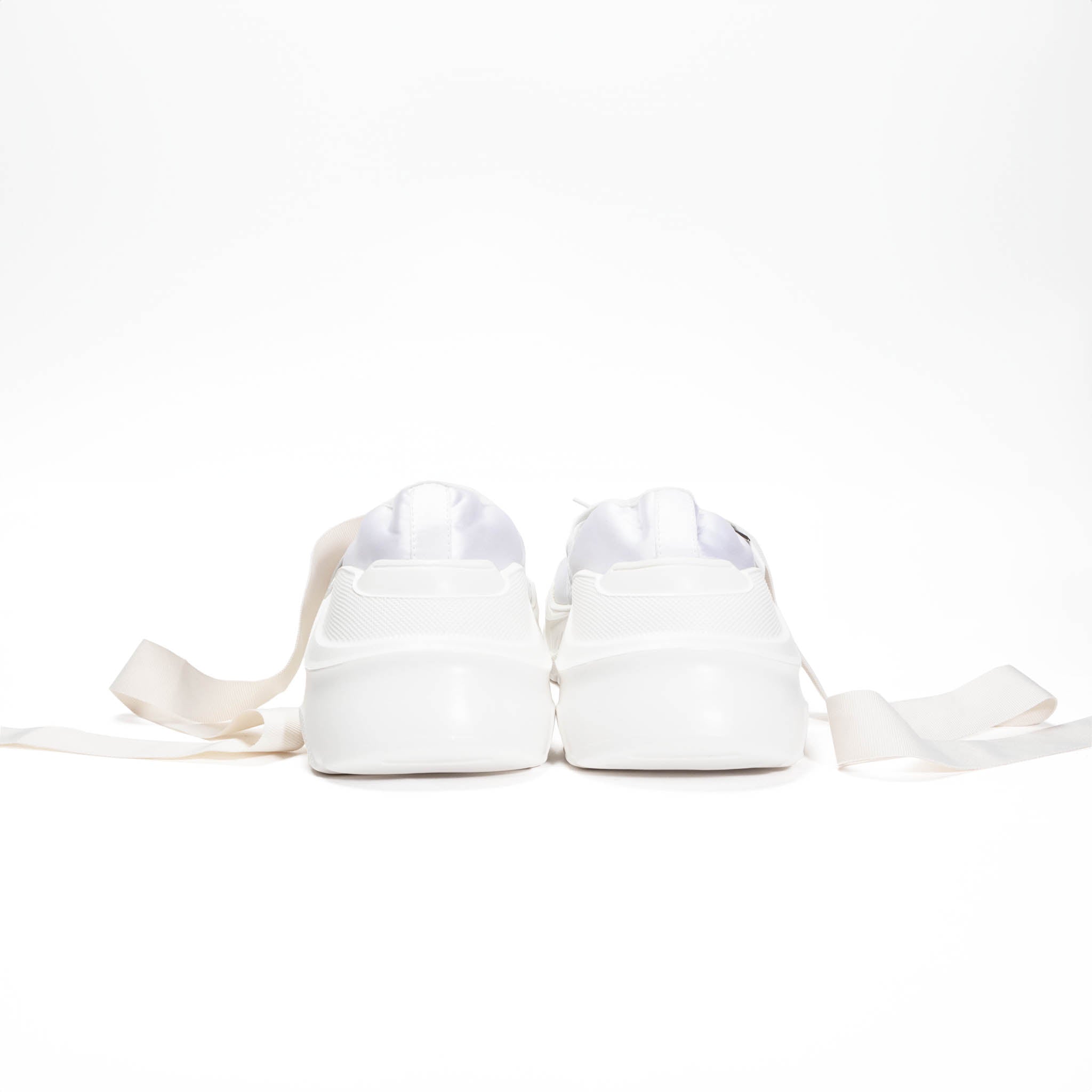 Giselle White satin x White
