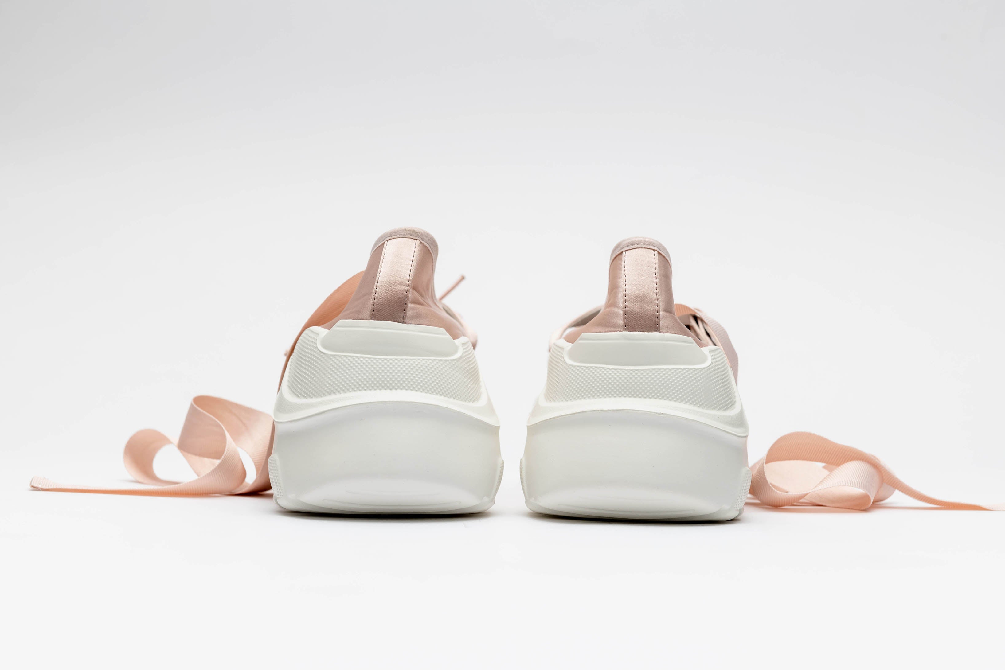 Giselle Pink satin × White