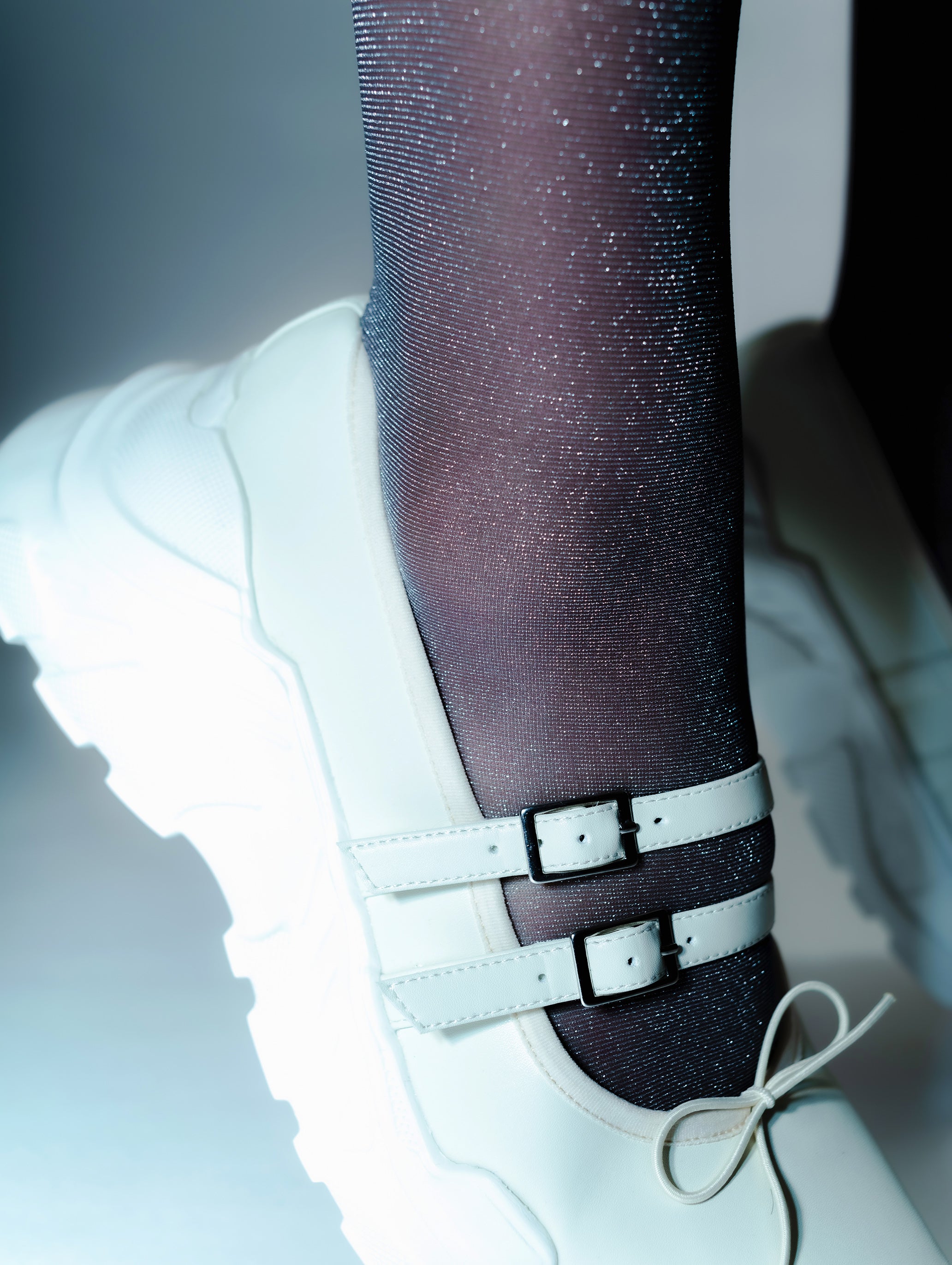 Giselle Milk leather × White