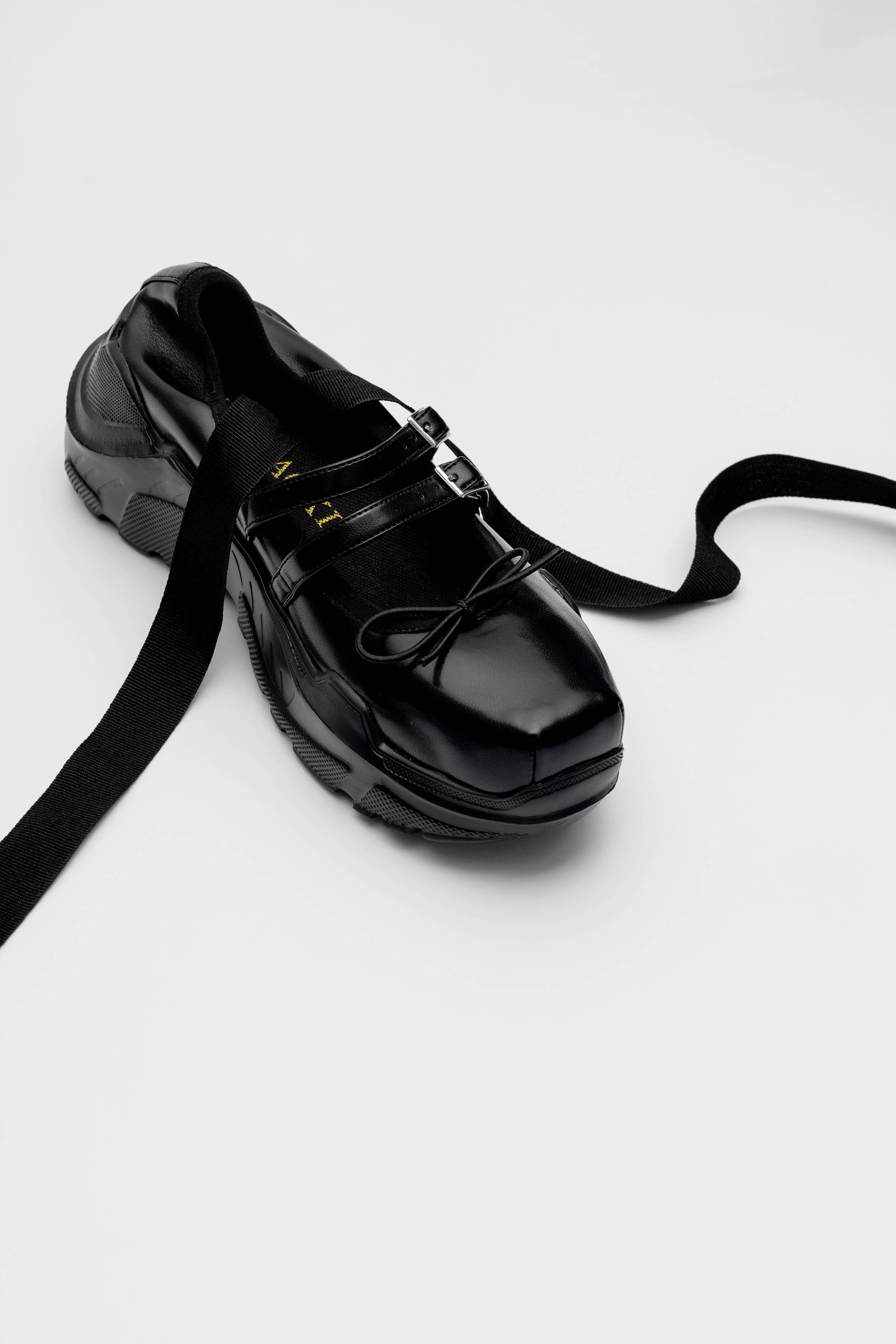 Giselle Black leather × Black