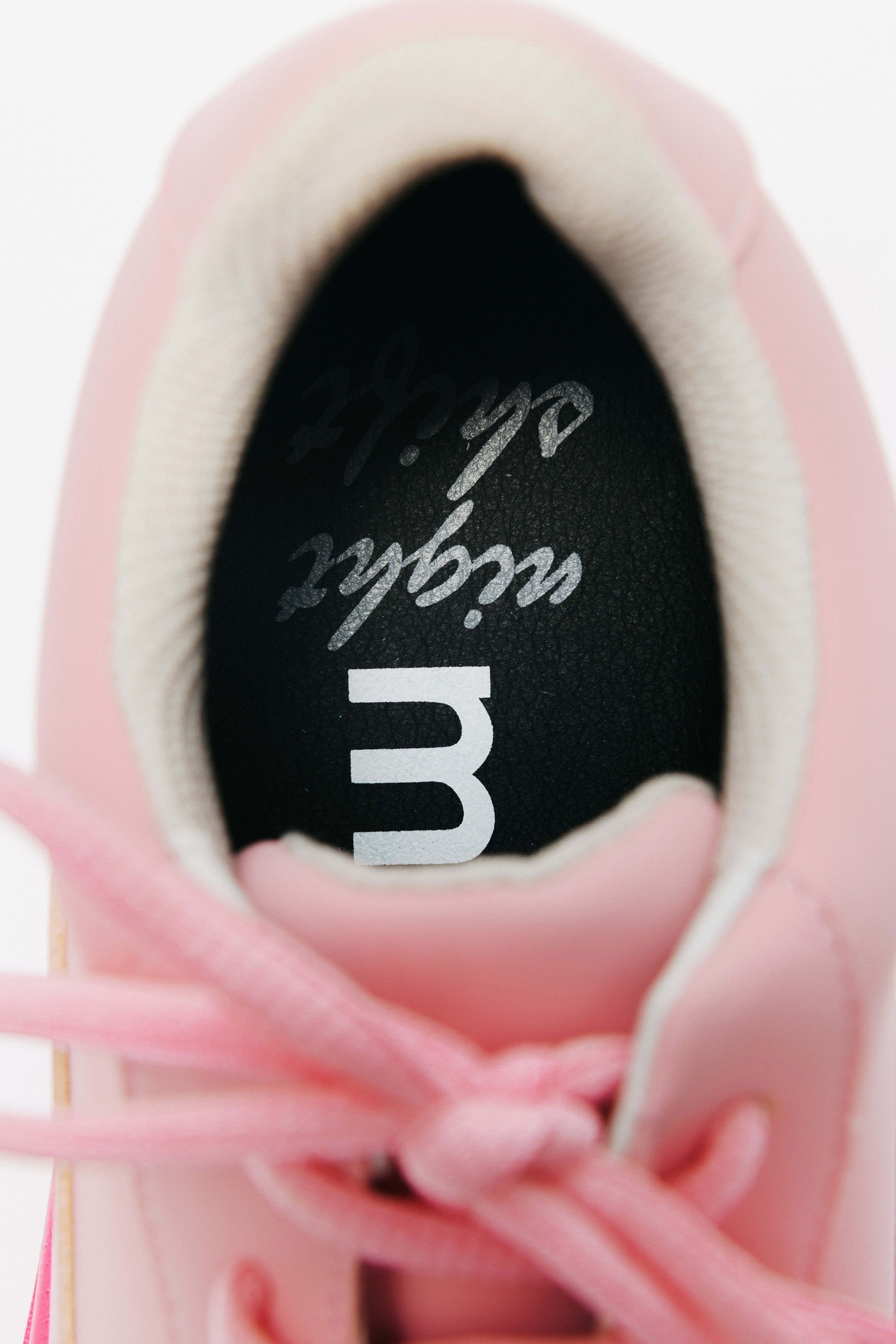 WORKER1 super light weight MATTE PINK