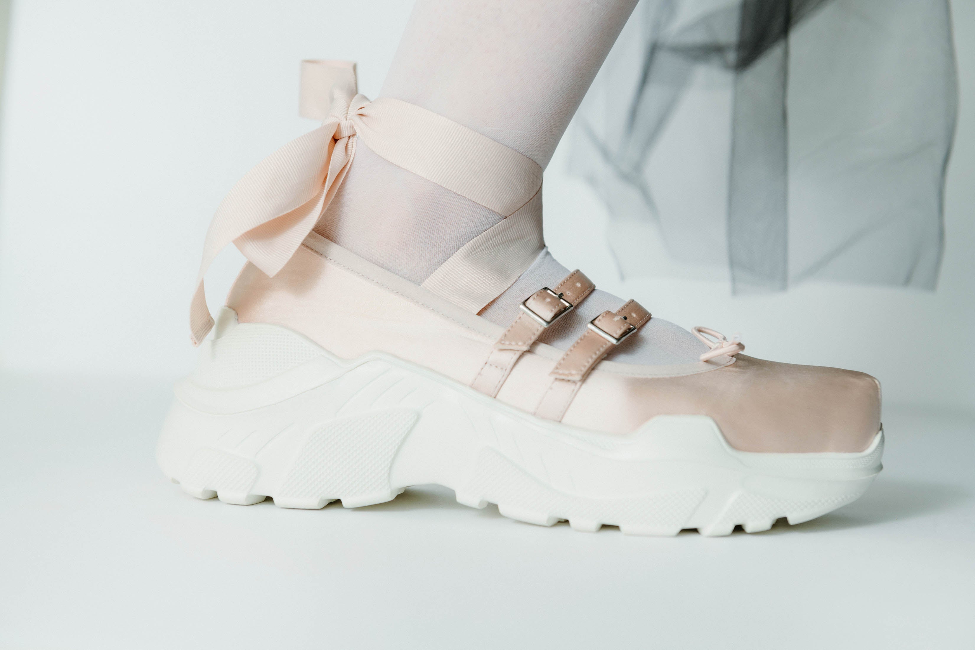 Giselle Pink satin × White