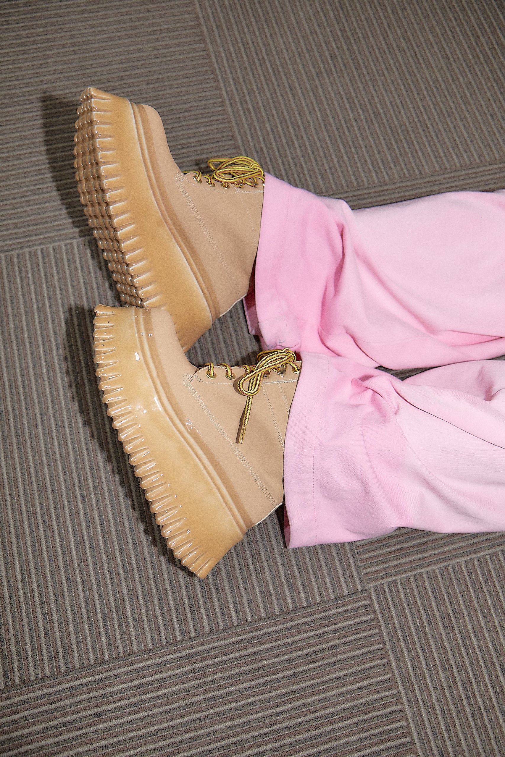 WORKER wide super light weight Light Brown × Sand DIP