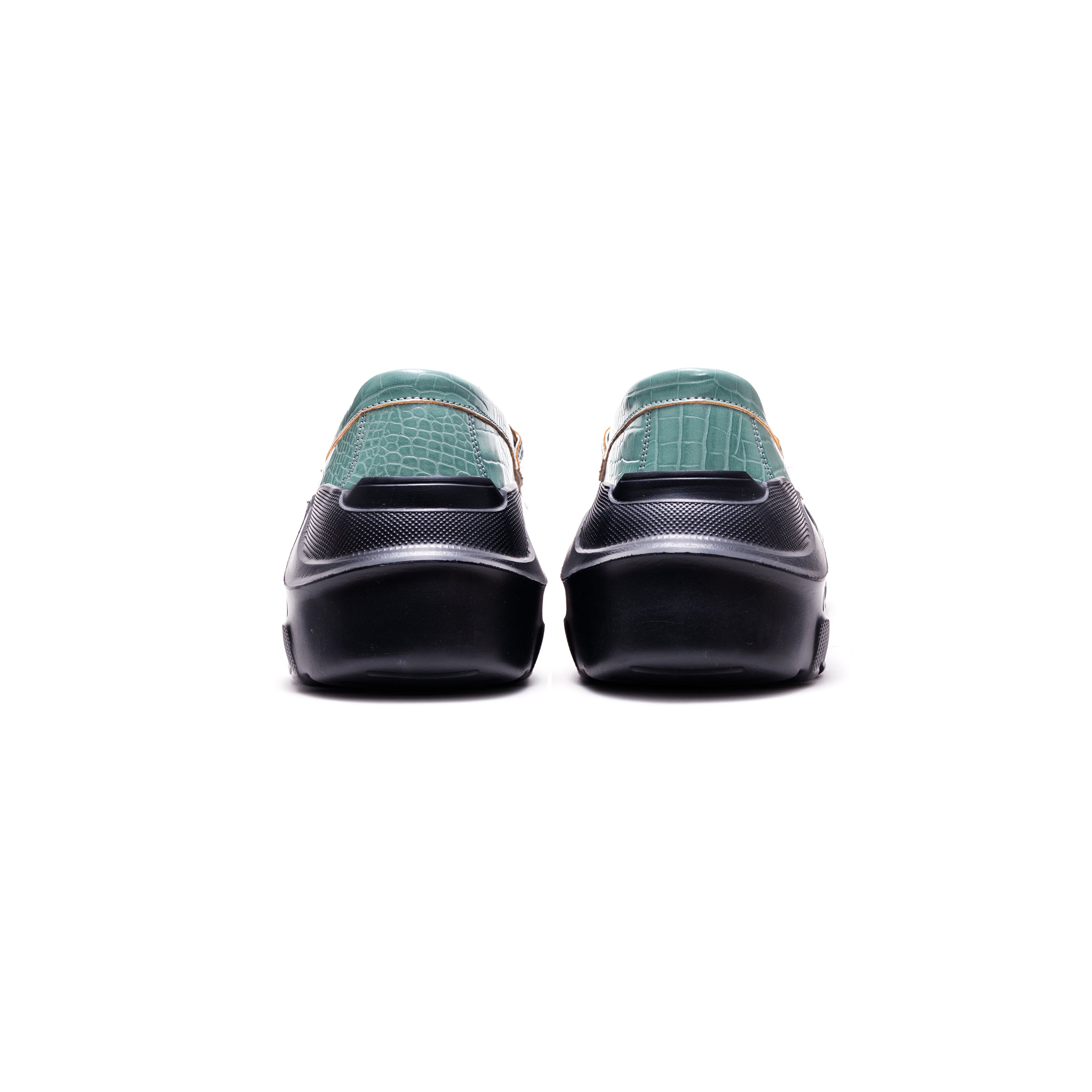 Regulated Gravity-crocodile textured pattern emerald