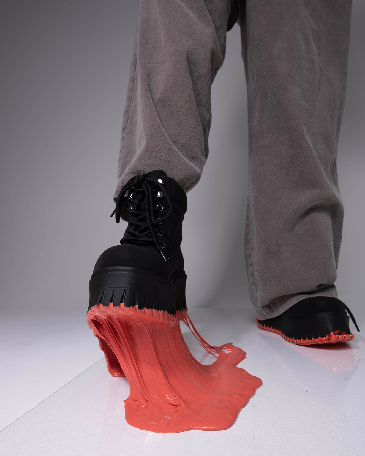 WORKER wide super light weight Black × Orange DIP