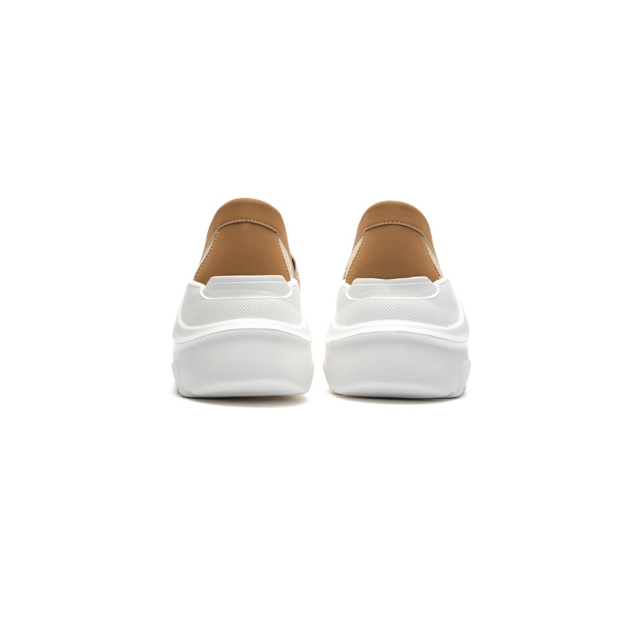 Regulated Gravity-Auxo Beige × White