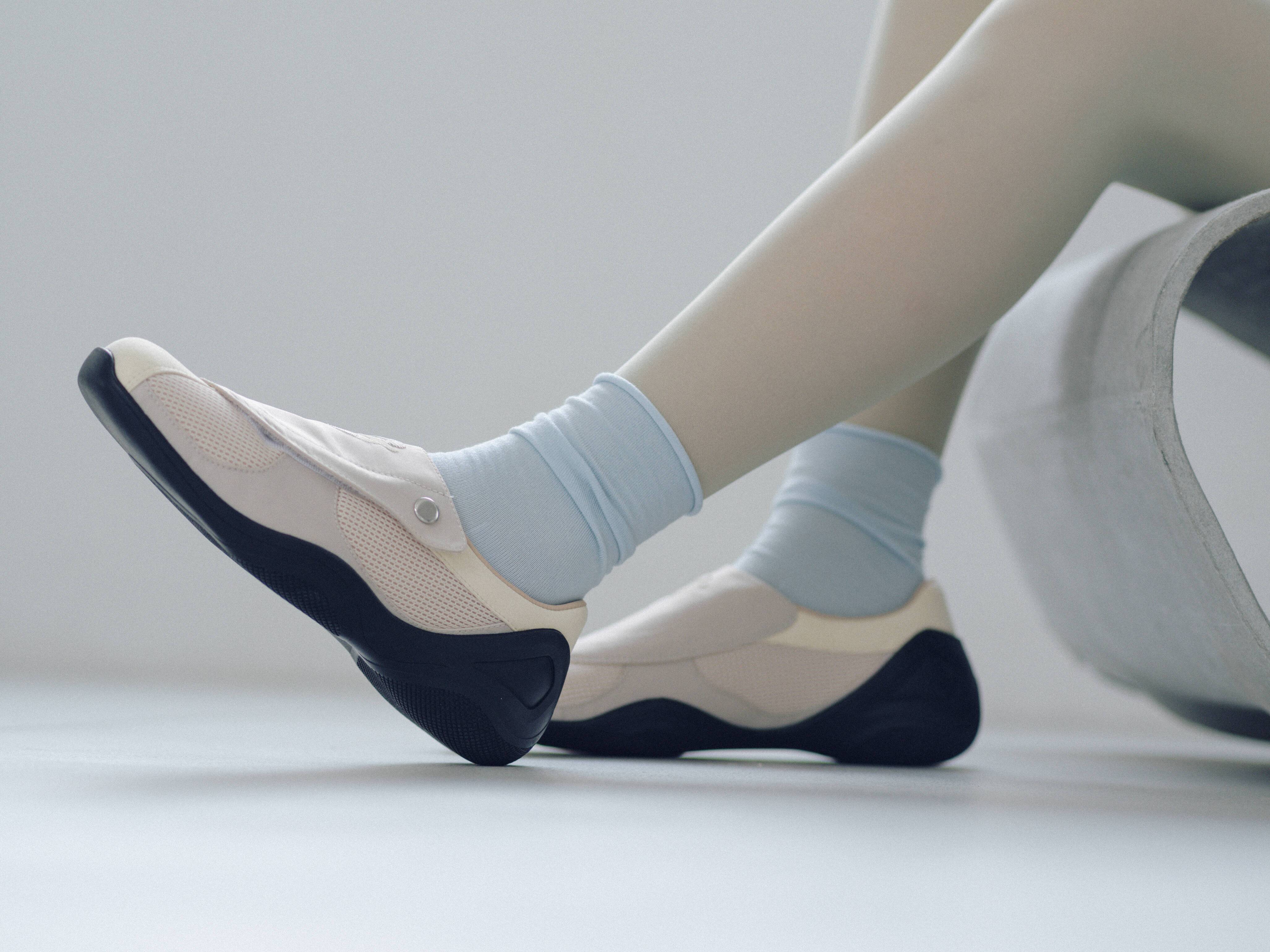Referee Ivory Nylon
