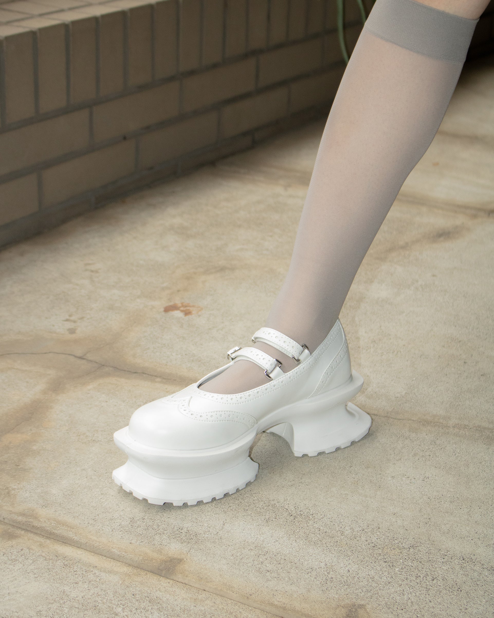 Aerial Garden shoes White Leather × White