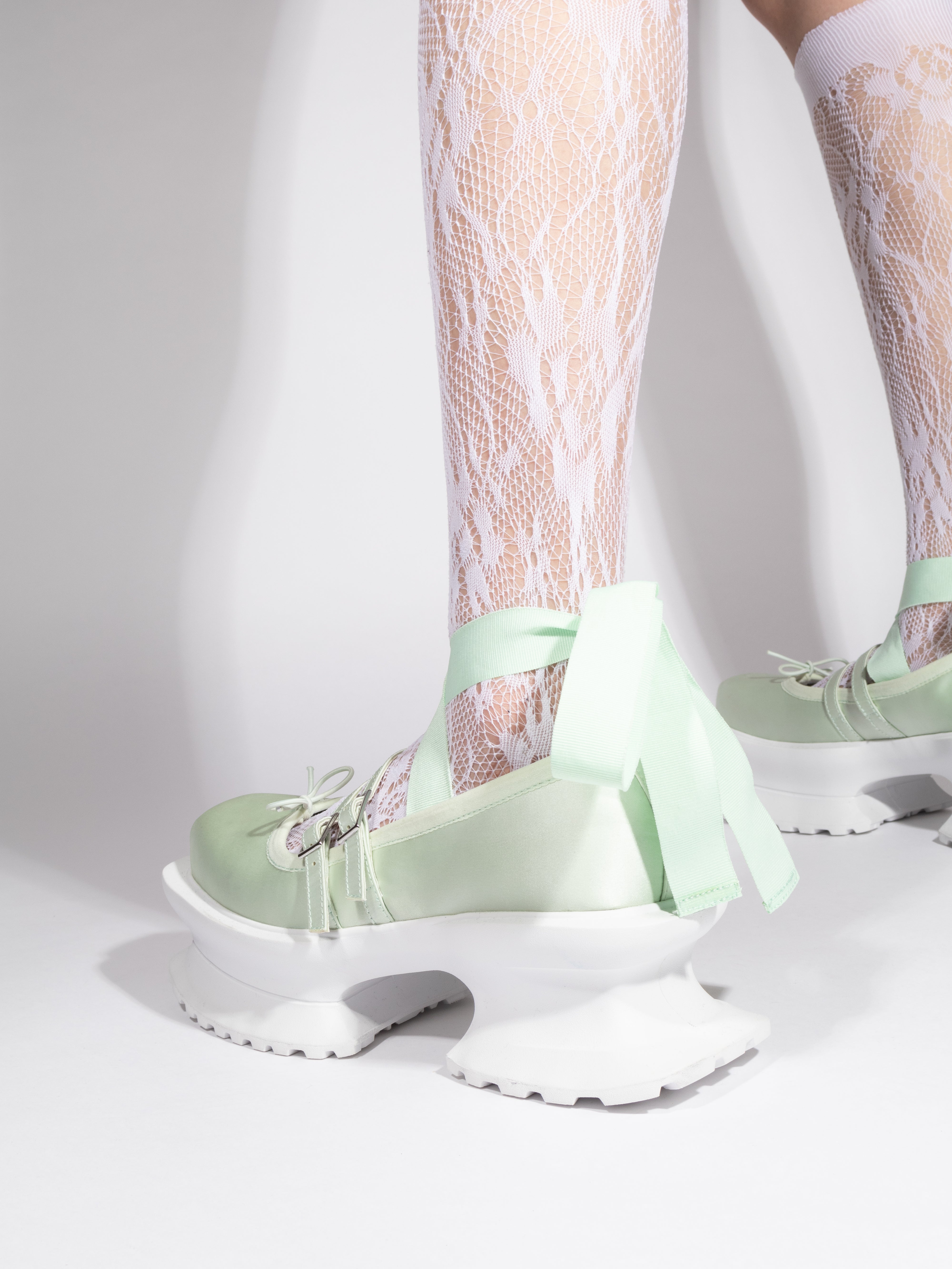 Aerial Coppelia satin mint×white