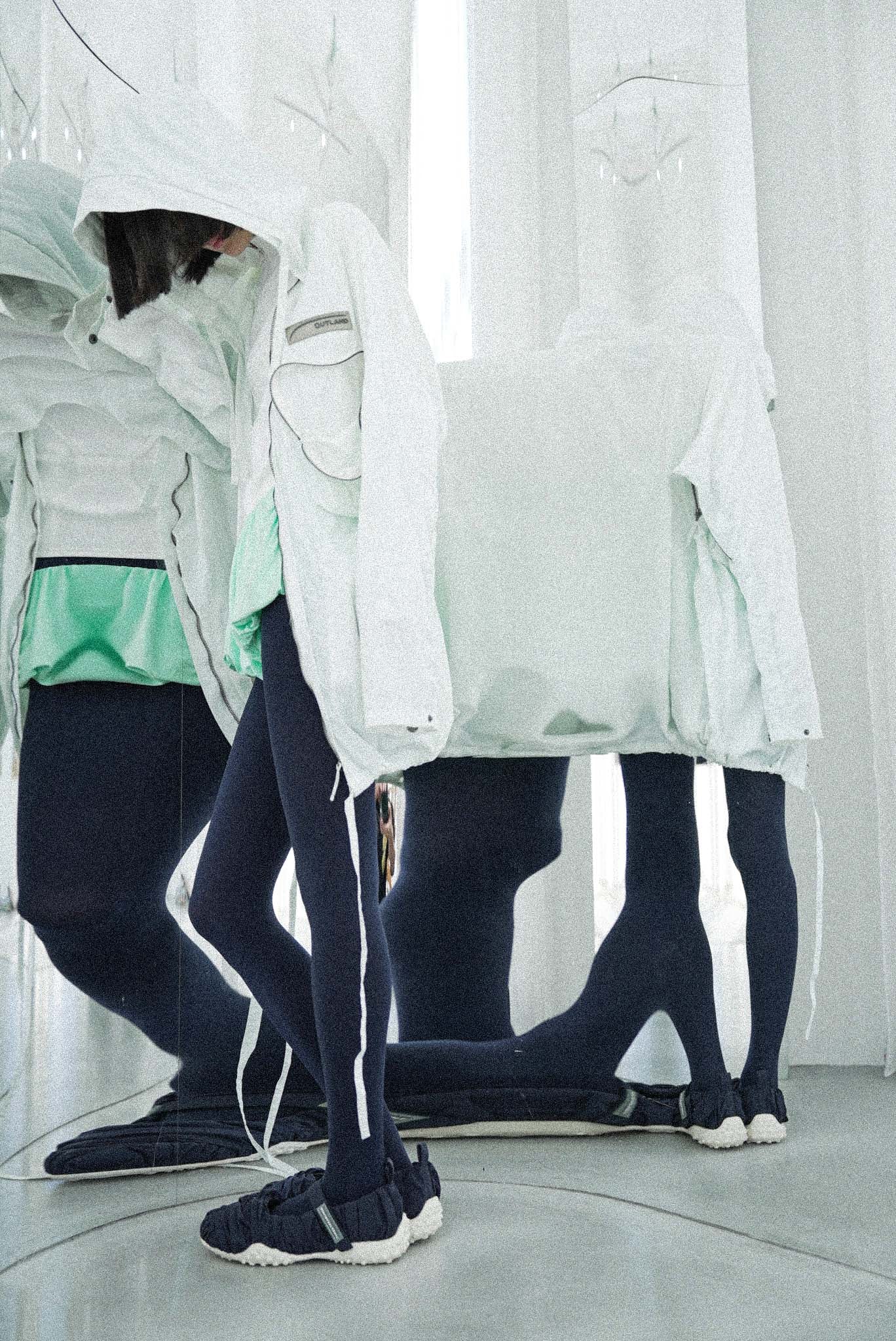 Pirouette Sports Navy