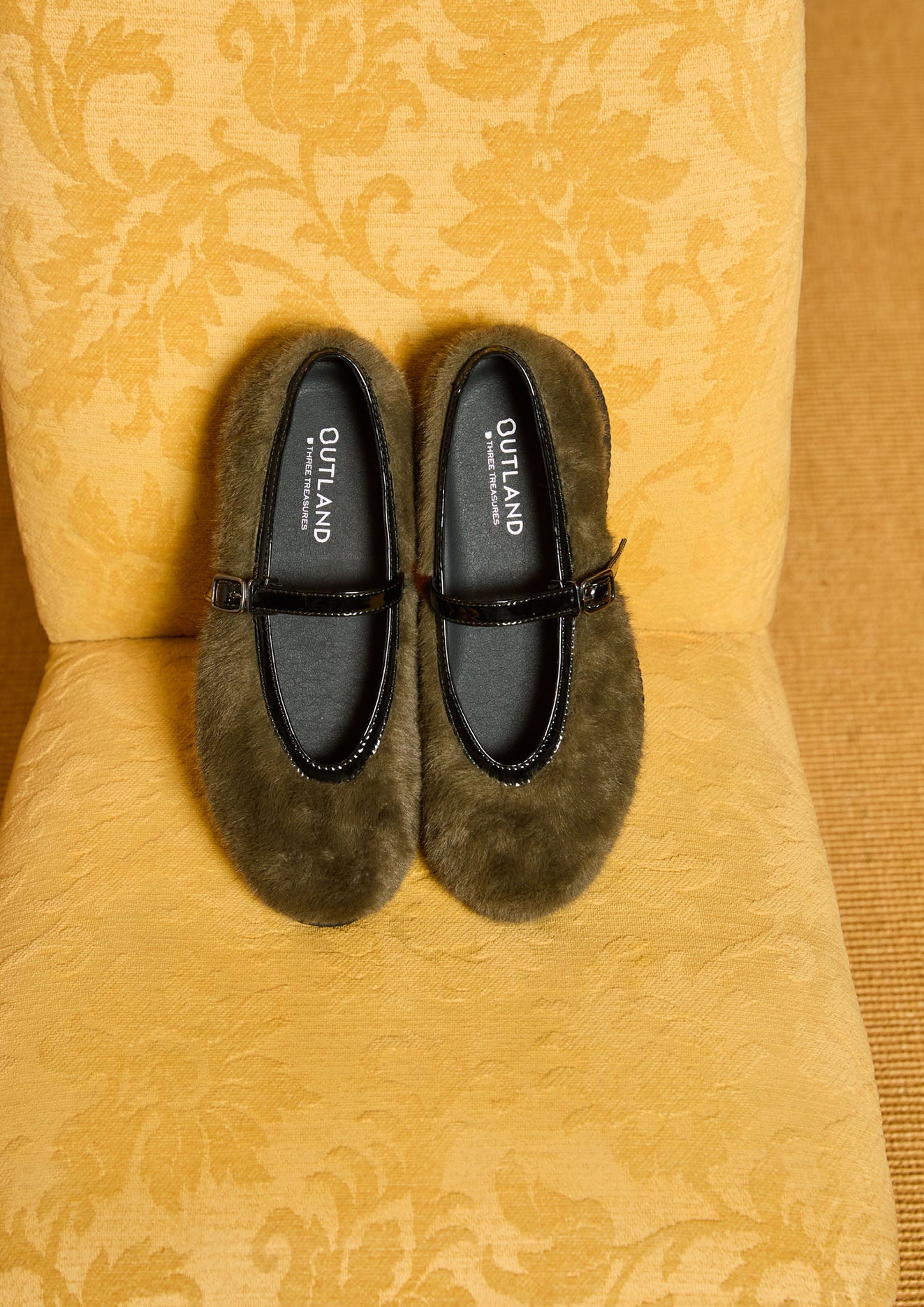 Fur shoes Khaki