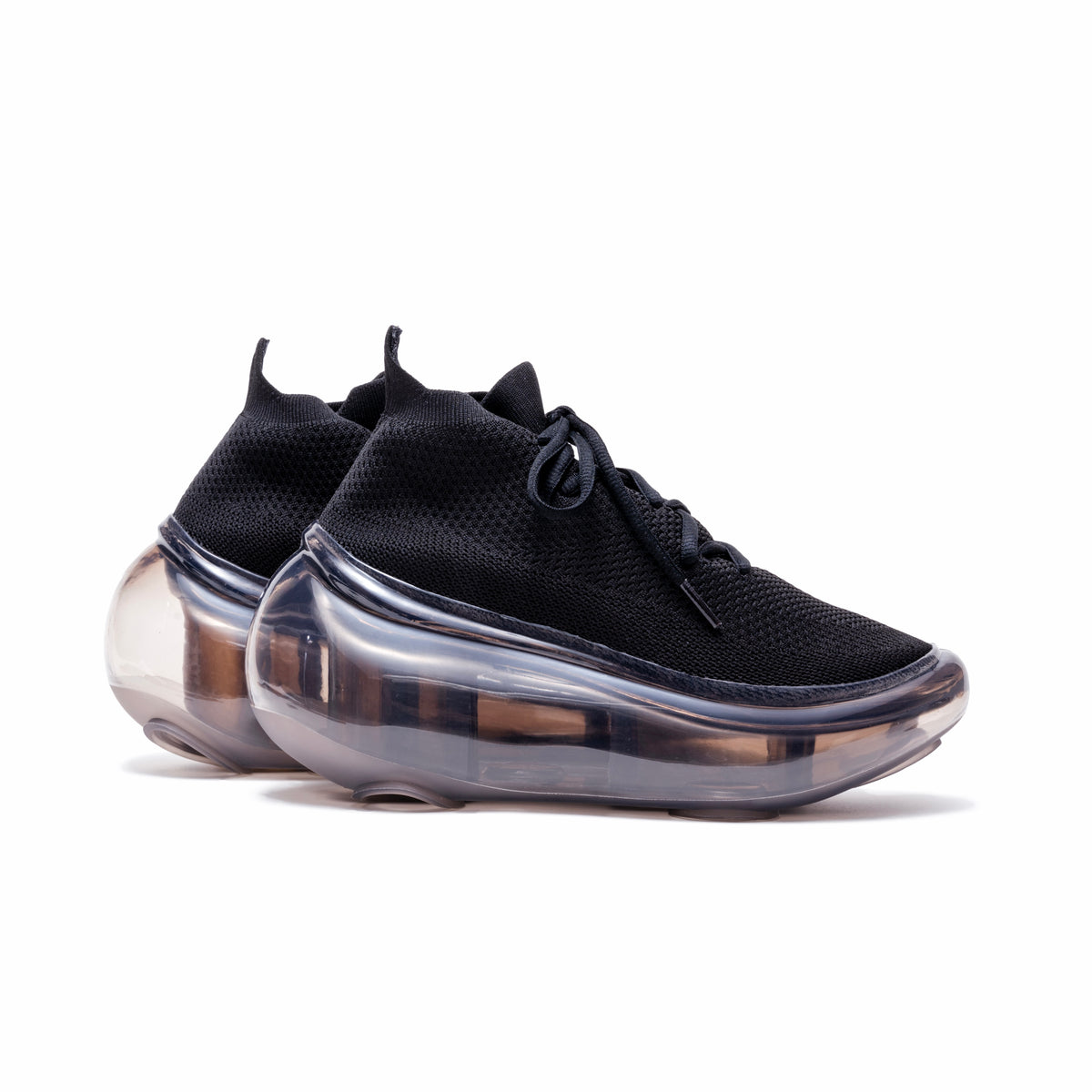 Jennyfax × THREE TREASURES Moon Shoes BLACK | THREE TREASURES 公式 